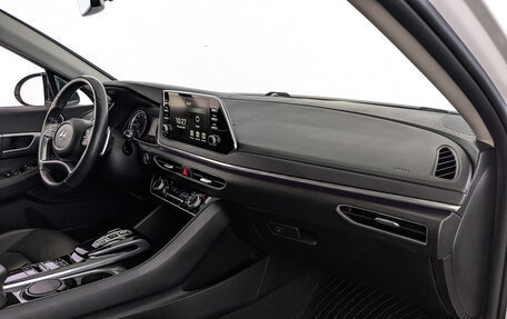 Hyundai Sonata VIII, 2021 год, 2 450 000 рублей, 13 фотография