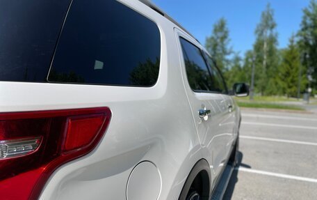 Ford Explorer VI, 2012 год, 1 600 000 рублей, 7 фотография