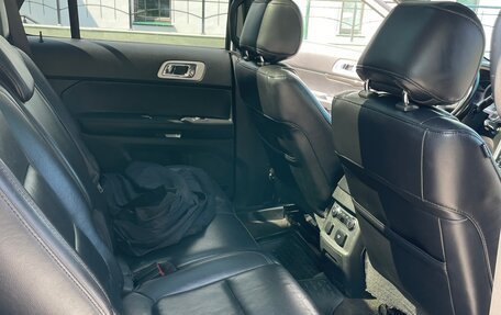 Ford Explorer VI, 2012 год, 1 600 000 рублей, 16 фотография
