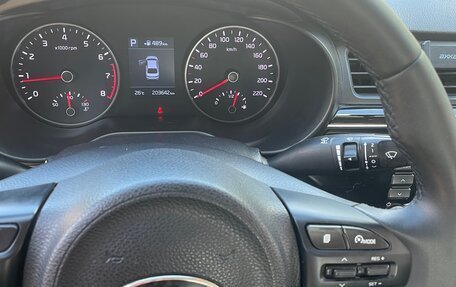 KIA Rio IV, 2018 год, 1 350 000 рублей, 7 фотография