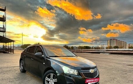 Chevrolet Cruze II, 2012 год, 739 000 рублей, 3 фотография