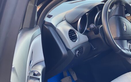 Chevrolet Cruze II, 2012 год, 739 000 рублей, 5 фотография
