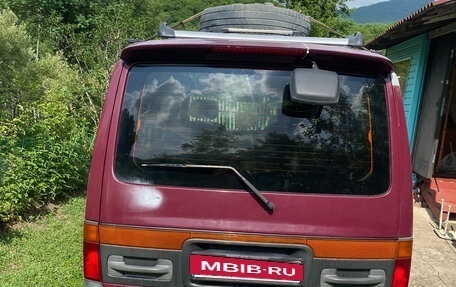 Mazda Bongo Friendee i рестайлинг, 1998 год, 150 000 рублей, 9 фотография