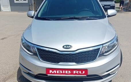 KIA Rio III рестайлинг, 2016 год, 750 000 рублей, 26 фотография