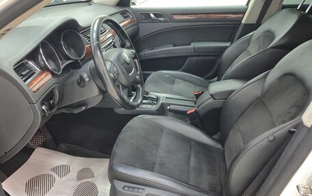 Skoda Superb III рестайлинг, 2011 год, 800 000 рублей, 10 фотография
