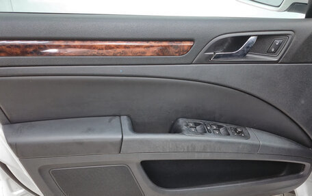 Skoda Superb III рестайлинг, 2011 год, 800 000 рублей, 8 фотография