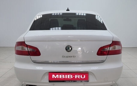 Skoda Superb III рестайлинг, 2011 год, 800 000 рублей, 5 фотография