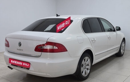 Skoda Superb III рестайлинг, 2011 год, 800 000 рублей, 4 фотография