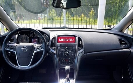 Opel Astra J, 2011 год, 879 000 рублей, 10 фотография