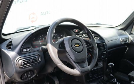 Chevrolet Niva I рестайлинг, 2017 год, 749 000 рублей, 7 фотография