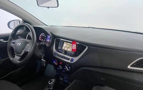 Hyundai Solaris II рестайлинг, 2017 год, 1 099 000 рублей, 12 фотография