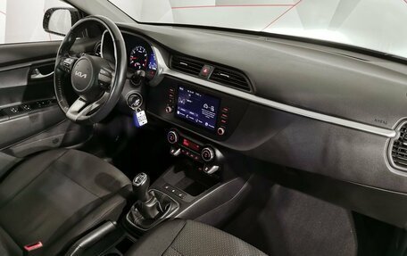 KIA Rio IV, 2022 год, 1 495 000 рублей, 9 фотография