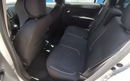 Renault Logan II, 2019 год, 1 025 000 рублей, 33 фотография