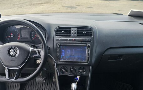 Volkswagen Polo VI (EU Market), 2016 год, 1 100 000 рублей, 9 фотография