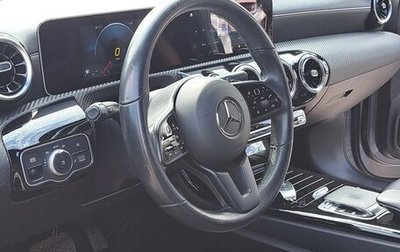 Mercedes-Benz CLA, 2019 год, 2 300 000 рублей, 1 фотография