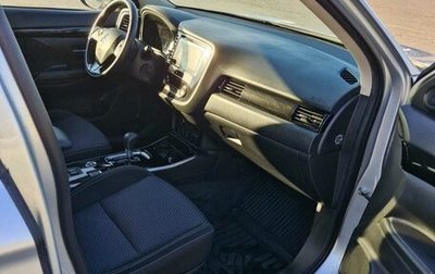 Mitsubishi Outlander III рестайлинг 3, 2019 год, 2 750 000 рублей, 1 фотография