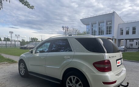 Mercedes-Benz M-Класс, 2011 год, 1 800 000 рублей, 5 фотография