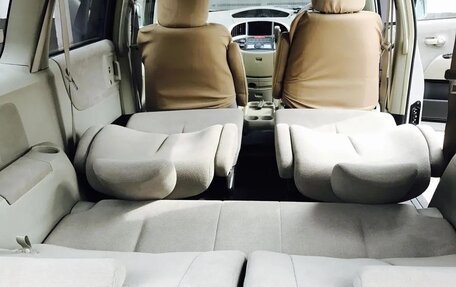 Nissan Presage II, 2004 год, 688 000 рублей, 7 фотография