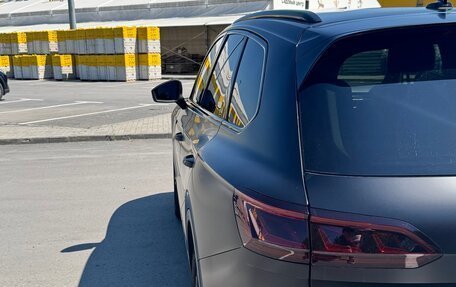 Volkswagen Touareg III, 2020 год, 5 500 000 рублей, 5 фотография
