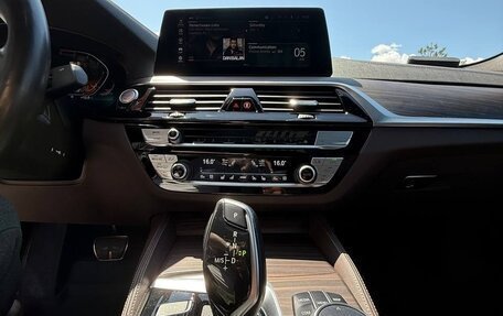 BMW 5 серия, 2019 год, 4 100 000 рублей, 23 фотография