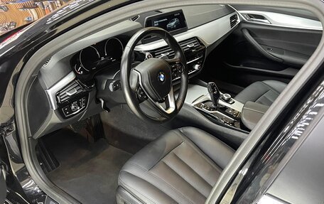 BMW 5 серия, 2019 год, 3 000 000 рублей, 11 фотография
