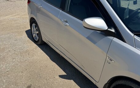 Hyundai Solaris II рестайлинг, 2012 год, 850 000 рублей, 5 фотография