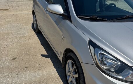 Hyundai Solaris II рестайлинг, 2012 год, 850 000 рублей, 4 фотография