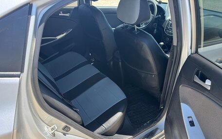Hyundai Solaris II рестайлинг, 2012 год, 850 000 рублей, 14 фотография