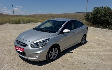 Hyundai Solaris II рестайлинг, 2012 год, 850 000 рублей, 9 фотография