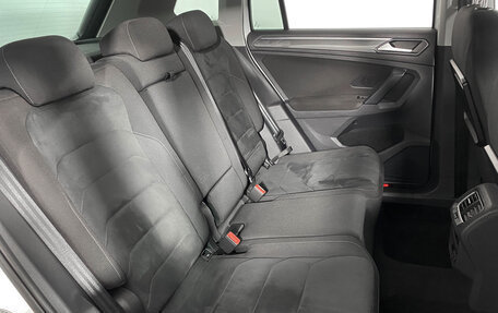 Volkswagen Tiguan II, 2017 год, 2 139 000 рублей, 11 фотография
