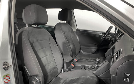 Volkswagen Tiguan II, 2017 год, 2 139 000 рублей, 9 фотография