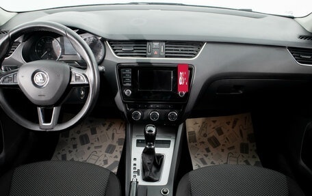 Skoda Octavia, 2013 год, 1 299 000 рублей, 10 фотография