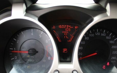 Nissan Juke II, 2013 год, 955 000 рублей, 10 фотография