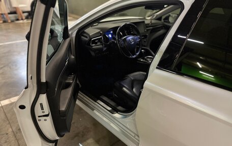 Toyota Camry, 2022 год, 3 750 000 рублей, 16 фотография