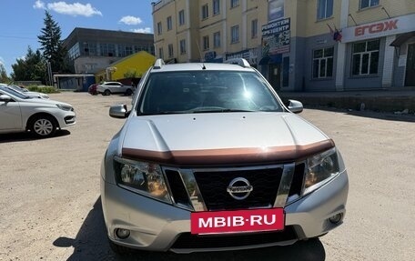 Nissan Terrano III, 2015 год, 720 000 рублей, 2 фотография