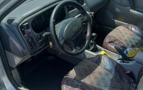 Nissan Primera II рестайлинг, 2001 год, 290 000 рублей, 11 фотография