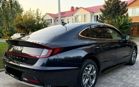 Hyundai Sonata VIII, 2020 год, 1 950 000 рублей, 2 фотография