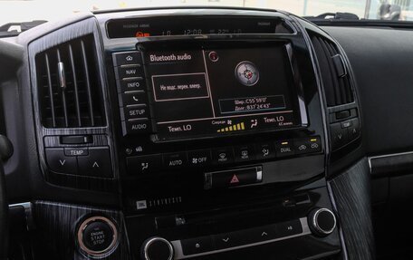 Toyota Land Cruiser 200, 2013 год, 3 195 000 рублей, 13 фотография
