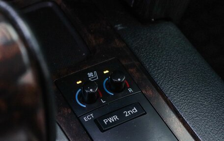 Toyota Land Cruiser 200, 2013 год, 3 195 000 рублей, 14 фотография