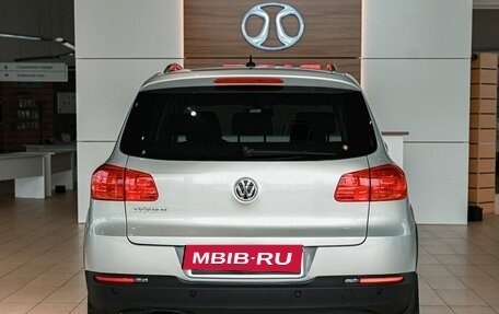Volkswagen Tiguan I, 2011 год, 1 045 000 рублей, 5 фотография