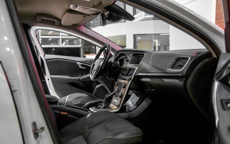 Volvo V40 Cross Country I, 2014 год, 1 195 000 рублей, 10 фотография