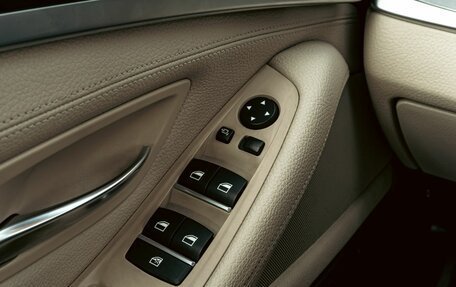 BMW 5 серия, 2016 год, 2 495 000 рублей, 11 фотография