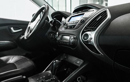 Hyundai ix35 I рестайлинг, 2013 год, 1 095 000 рублей, 15 фотография