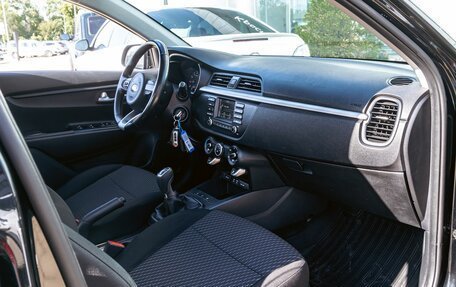 KIA Rio IV, 2018 год, 1 155 000 рублей, 18 фотография
