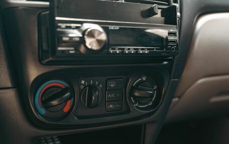 Nissan Almera, 2000 год, 295 000 рублей, 12 фотография