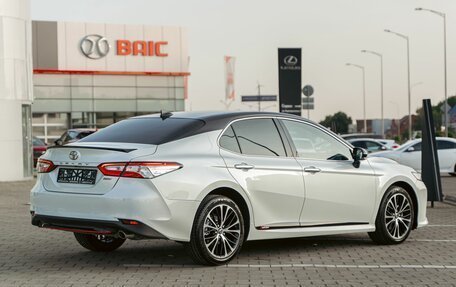 Toyota Camry, 2019 год, 2 595 000 рублей, 6 фотография