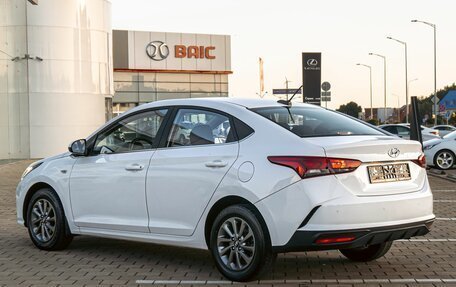 Hyundai Solaris II рестайлинг, 2021 год, 1 395 000 рублей, 4 фотография
