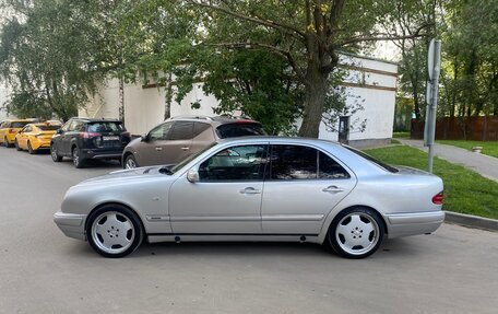 Mercedes-Benz E-Класс, 1998 год, 510 000 рублей, 4 фотография
