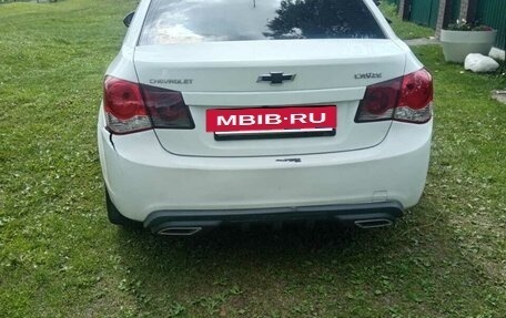 Chevrolet Cruze II, 2011 год, 630 000 рублей, 4 фотография