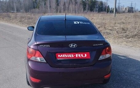 Hyundai Solaris II рестайлинг, 2011 год, 600 000 рублей, 4 фотография